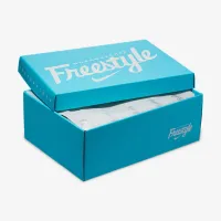 Nike жіноча V2K Run x Doernbecher Freestyle 