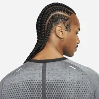 Nike TechKnit мужские Dri-FIT ADV Short-Sleeve Running Top цвет черный