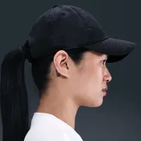 Nike Club Unstructuцвет красный Cap цвет черный