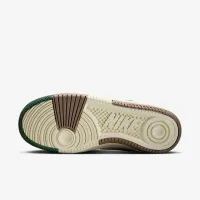 Nike Gamma Force женская Кроссовки цвет коричневый