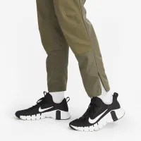 Nike A.P.S. мужские Dri-FIT ADV Woven Versatile Pants цвет зеленый