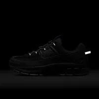 Nike Zoom Vomero Roam чоловічі Winterized Кросівки колір чорний
