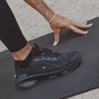 Nike Versair женская для тренировок Кроссовки цвет черный