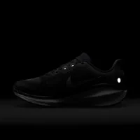 Nike Vomero 17 чоловічі Road Running Кросівки (Extra Wide) колір чорний