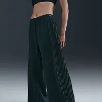 Nike Sportswear женская Pleated Pants цвет зеленый