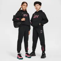Nike Kylian Mbappé Club Fleece Big детские Soccer Толстовка с капюшоном цвет черный