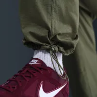 Nike Sportswear Club мужские Woven Cargo Pants цвет зеленый