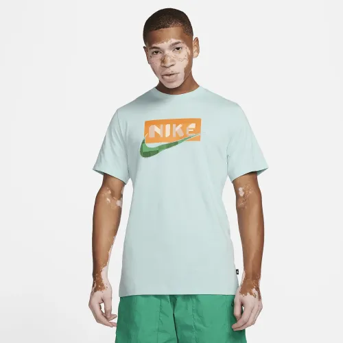 Nike Sportswear чоловічі футболка колір зелений