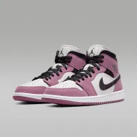 Nike Air Jordan 1 Mid SE женская Кроссовки цвет фиолетовый