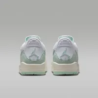 Nike Air Jordan Legacy 312 Low жіноча Кросівки колір білий