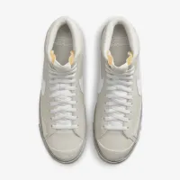 Nike Blazer Mid '77 SE чоловічі Кросівки колір білий