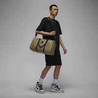 Nike Jordan Icon Duffle сумка (25L) колір коричневий