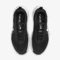 Nike MC Trainer 3 жіноча для тренування Кросівки колір чорний