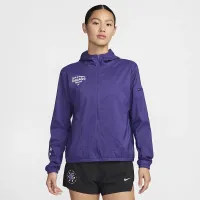 Nike Impossibly Light жіноча Running Куртка колір фіолетовий