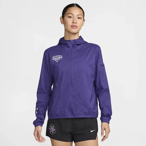 Nike Impossibly Light жіноча Running Куртка колір фіолетовий