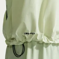 Nike Tech чоловічі Dri-FIT Woven Full-Zip Windrunner Куртка колір зелений