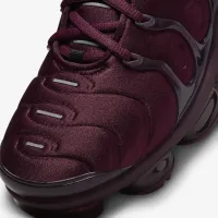 Nike Air VaporMax Plus чоловічі Кросівки колір червоний