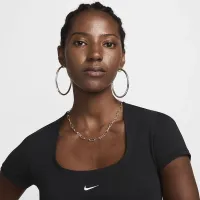 Nike Sportswear Chill Knit жіноча Short-Sleeve Square-Neck Top колір чорний