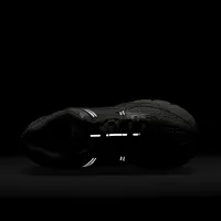 Nike Zoom Vomero 5 жіноча Кросівки колір білий