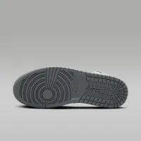 Nike Air Jordan 1 Mid чоловічі Кросівки колір чорний