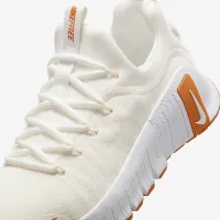 Nike Free Metcon 6 жіноча для тренування Кросівки колір білий