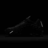 Nike Shox R4 женская Кроссовки цвет черный