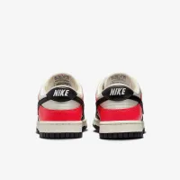 Nike Dunk Low SE жіноча Кросівки колір червоний