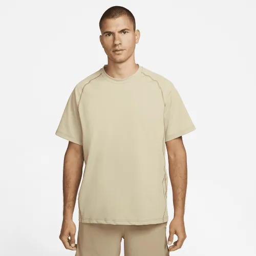 Nike Dri-FIT ADV A.P.S. чоловічі Short-Sleeve Fitness Top колір коричневий