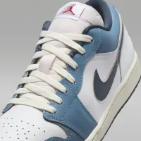 Nike Air Jordan 1 Low SE чоловічі Кросівки колір білий