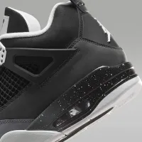 Nike Air Jordan 4 Retro 
