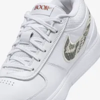 Nike Book 1 