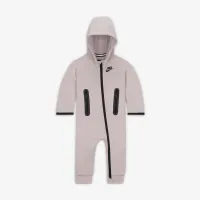Nike Sportswear Tech Fleece Hooded Coverall Baby Coverall цвет фиолетовый