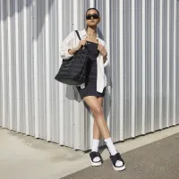 Nike Air Max Isla жіноча босоніжки колір чорний