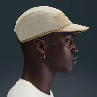 Nike Dri-FIT Fly Unstructuколір червоний Swoosh Cap колір коричневий