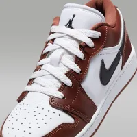 Nike Air Jordan 1 Low SE Big дитячі Кросівки колір білий