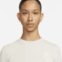 Nike Sportswear Essential жіноча Slim Cropped футболка колір коричневий