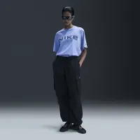 Nike Sportswear жіноча Loose Short-Sleeve Graphic футболка блакитний