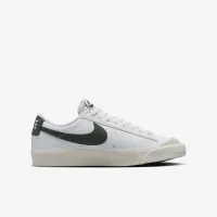 Nike Blazer Low '77 Big дитячі Кросівки колір білий