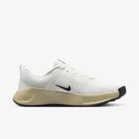 Nike MC Trainer 3 чоловічі для тренування Кросівки колір білий
