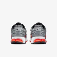 Nike Zoom Vomero 5 чоловічі Кросівки колір сірий