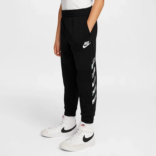 Nike Sportswear 