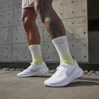 Nike Revolution 7 чоловічі Road Running Кросівки колір білий