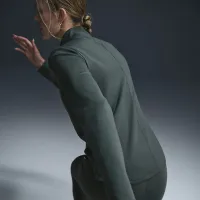 Nike Therma-FIT One женская Long-Sleeve 1/2-Zip Top цвет зеленый