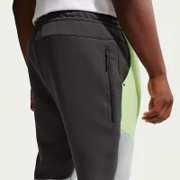 Nike Tech мужские Fleece Joggers цвет зеленый