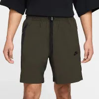 Nike Tech мужские Woven шорты цвет зеленый