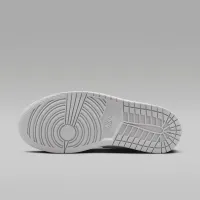 Nike Air Jordan 1 Low жіноча Кросівки колір білий