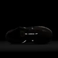 Nike Zoom Vomero 5 женская Кроссовки цвет коричневый