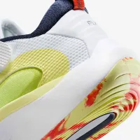 Nike IsoFly Little дитячі Кросівки колір білий