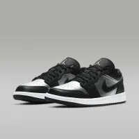 Nike Air Jordan 1 Low SE жіноча Shoe колір чорний
