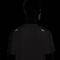 Nike Rise 365 мужские Dri-FIT Short-Sleeve Running Top цвет белый